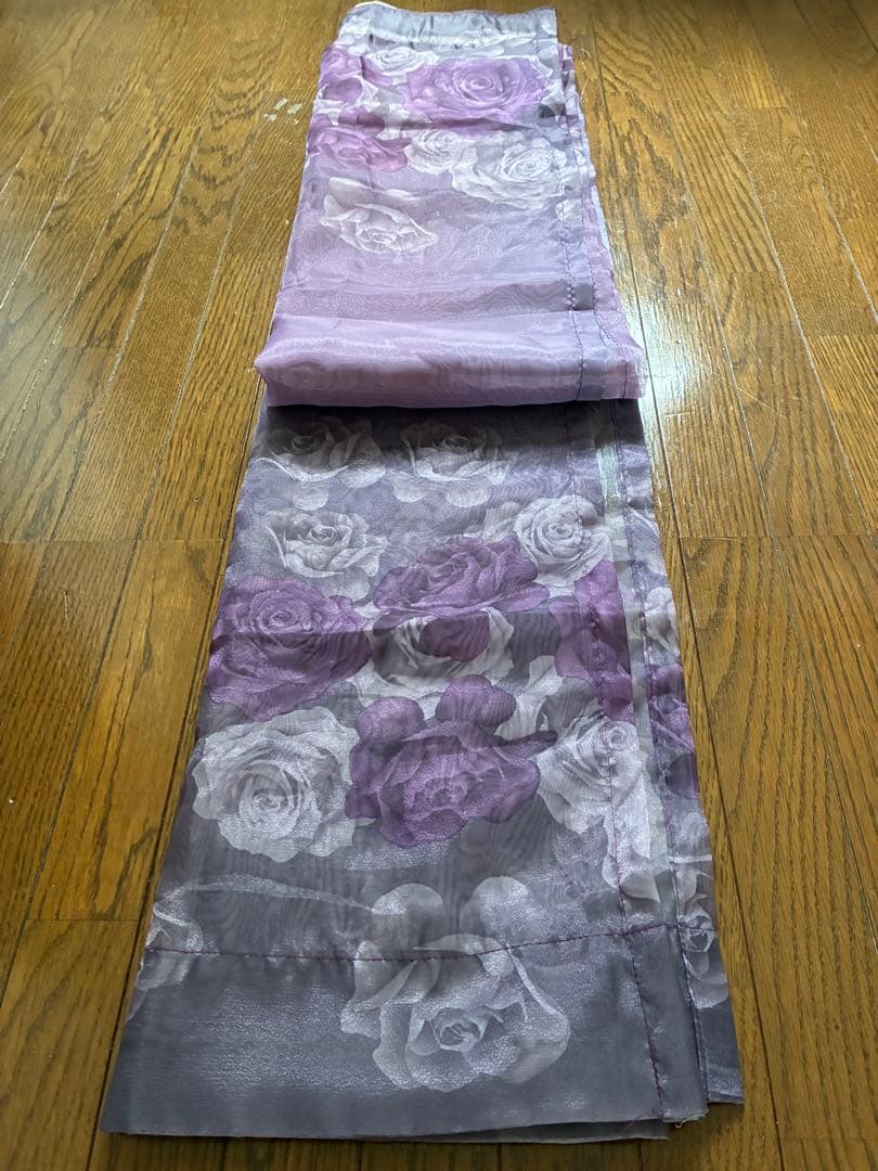 ヨーロピアン風　紫色のバラ柄カーテン3枚セット