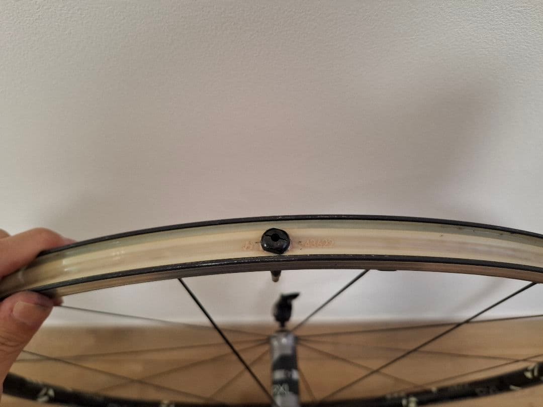 F*I様 ボントレガー　ホイールセット RXL 11s リムブレーキ シマノフリ