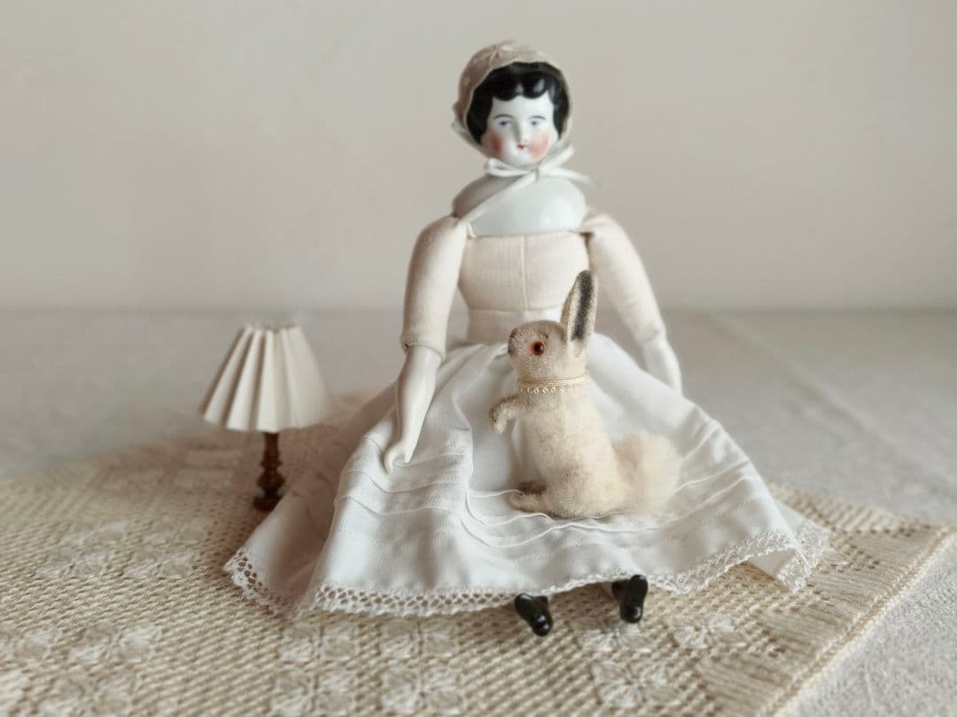 * vintage animal ୨୧ 立ち姿の 可愛い ウサちゃん