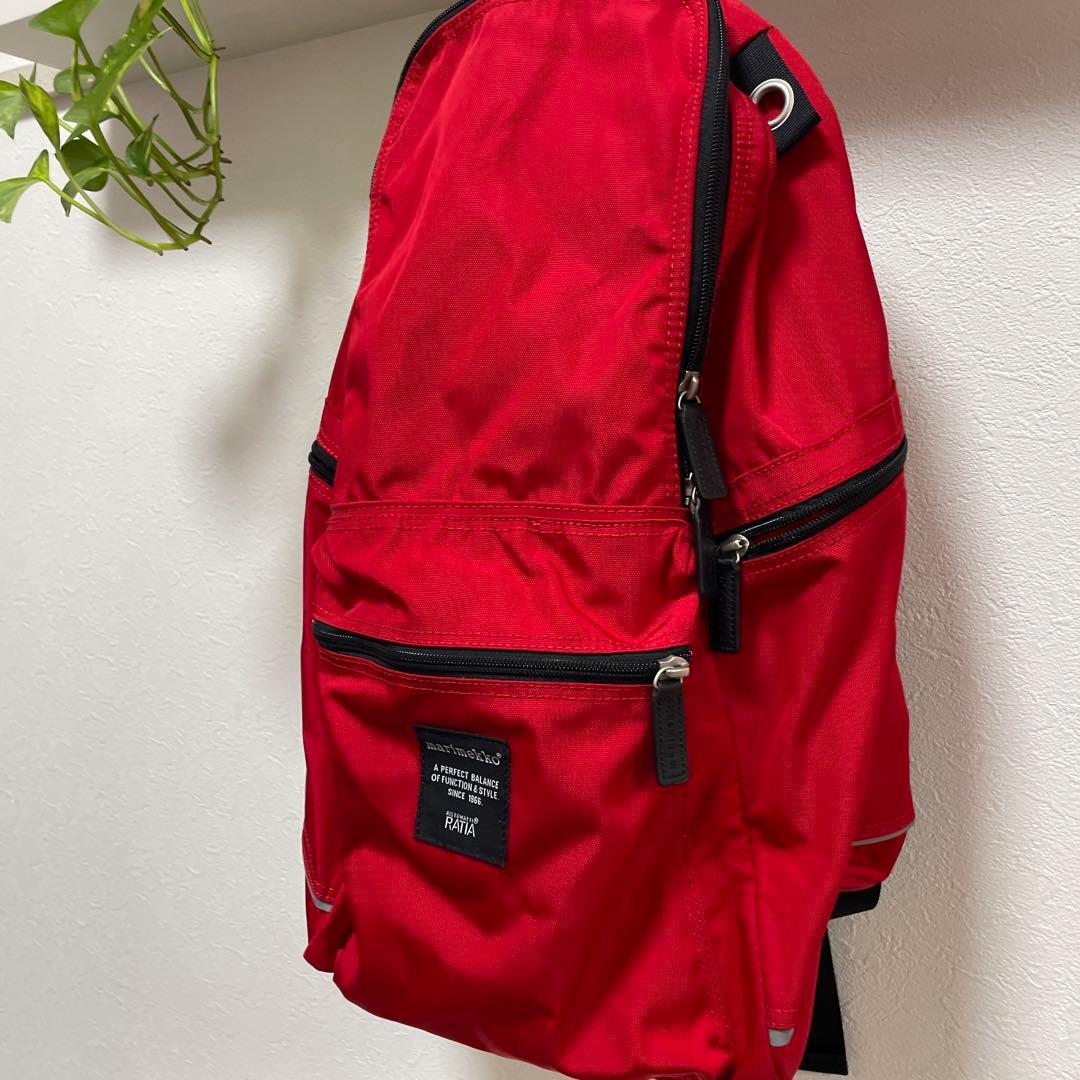 希少 marimekko BUDDY 限定カラー　赤 リュック
