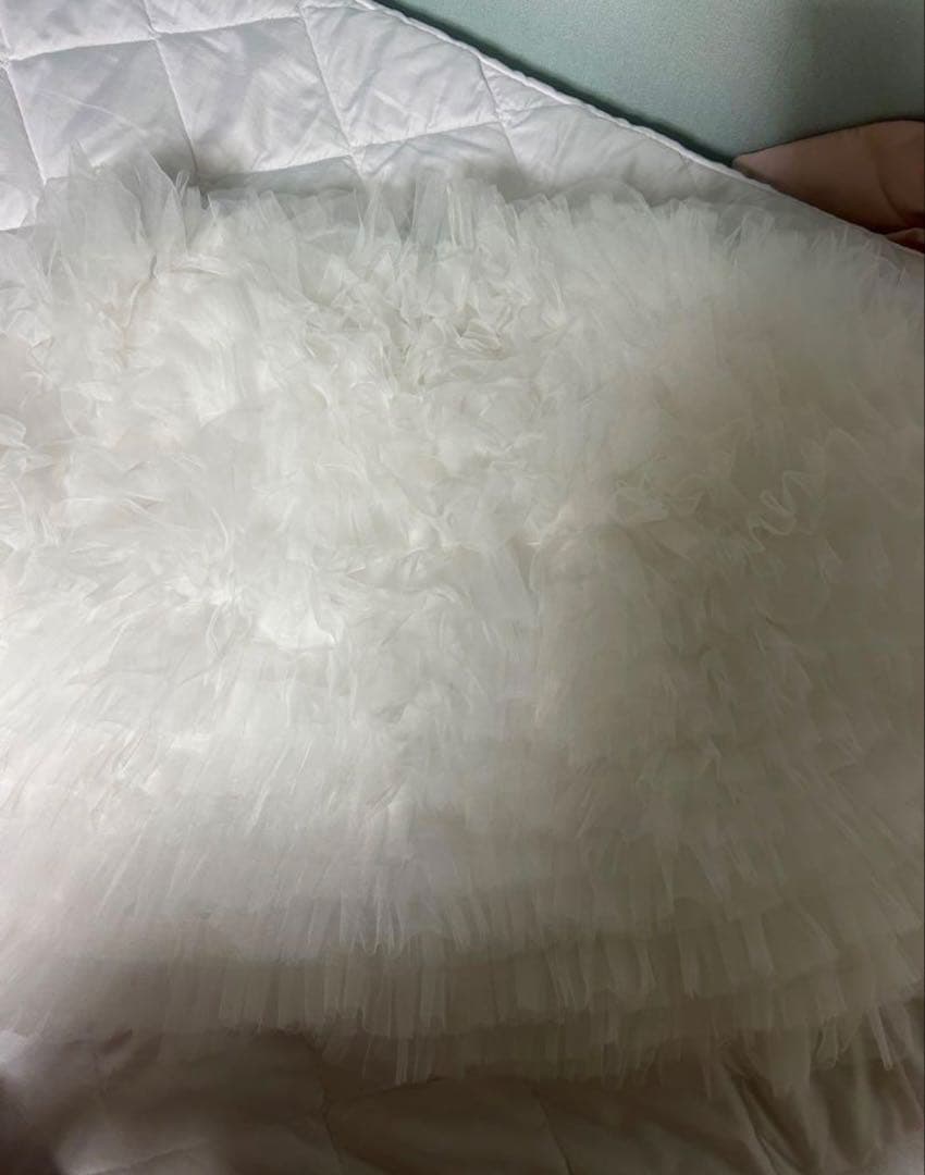 bibiyホワイトフリルチュールミニスカート