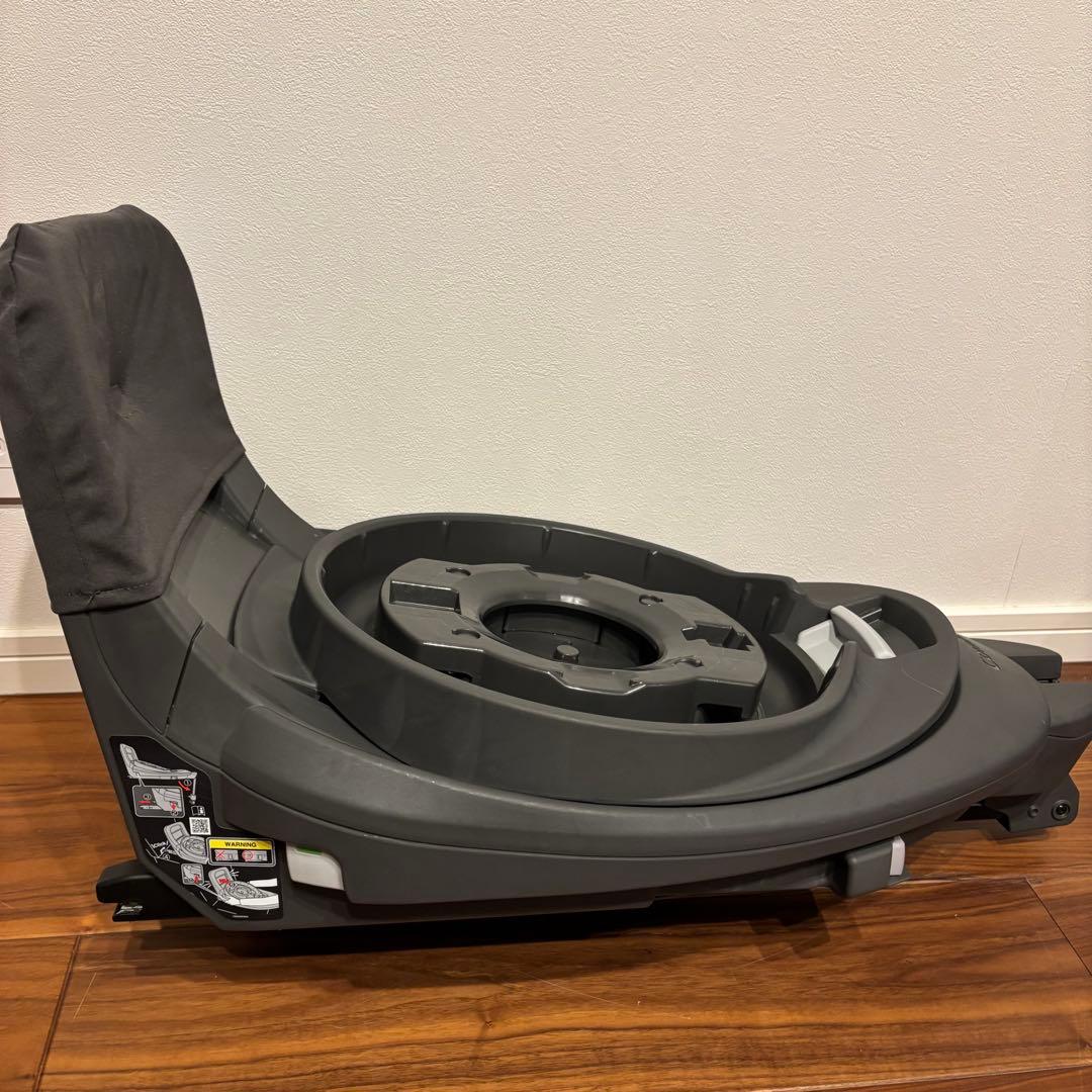 コンビ The S ザエス のせかえベース 乗せ替え用 チャイルドシート