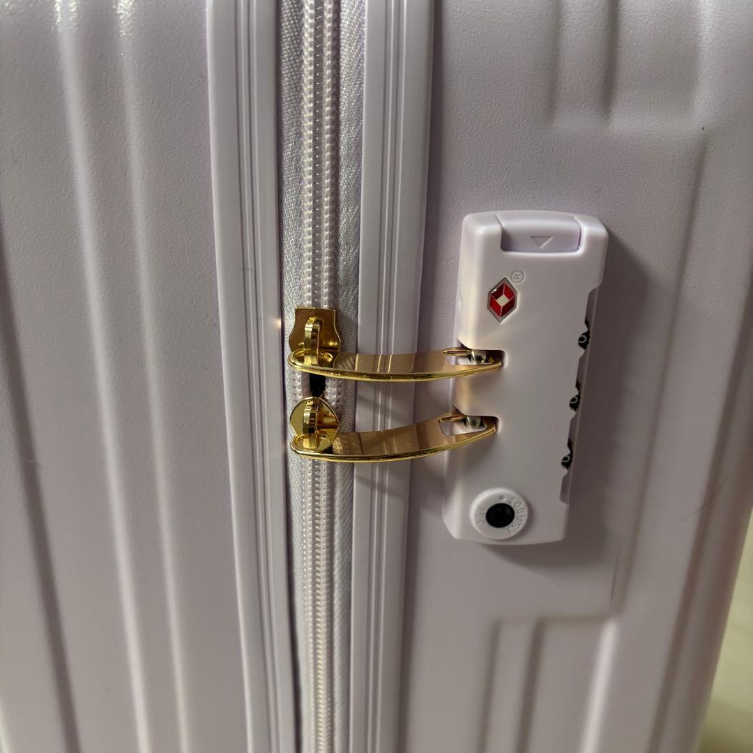 24時間限定価格 しまむら ちはる ラプンツェル キャリーケースhappybag