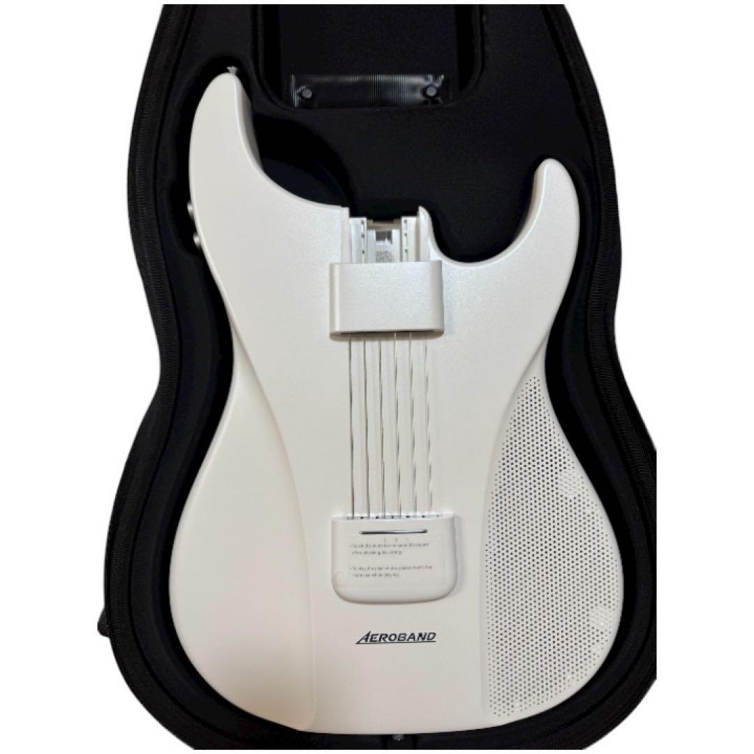 エアロバンドギター白 AeroBand Guitar(ケース＋マイク付） - メルカリ