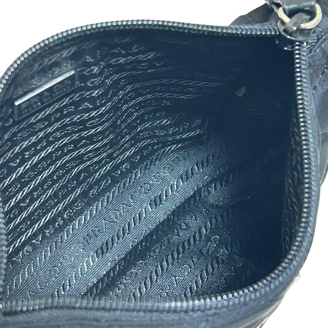 PRADA キルティングポーチ　ナイロン　ブラック　プラダ