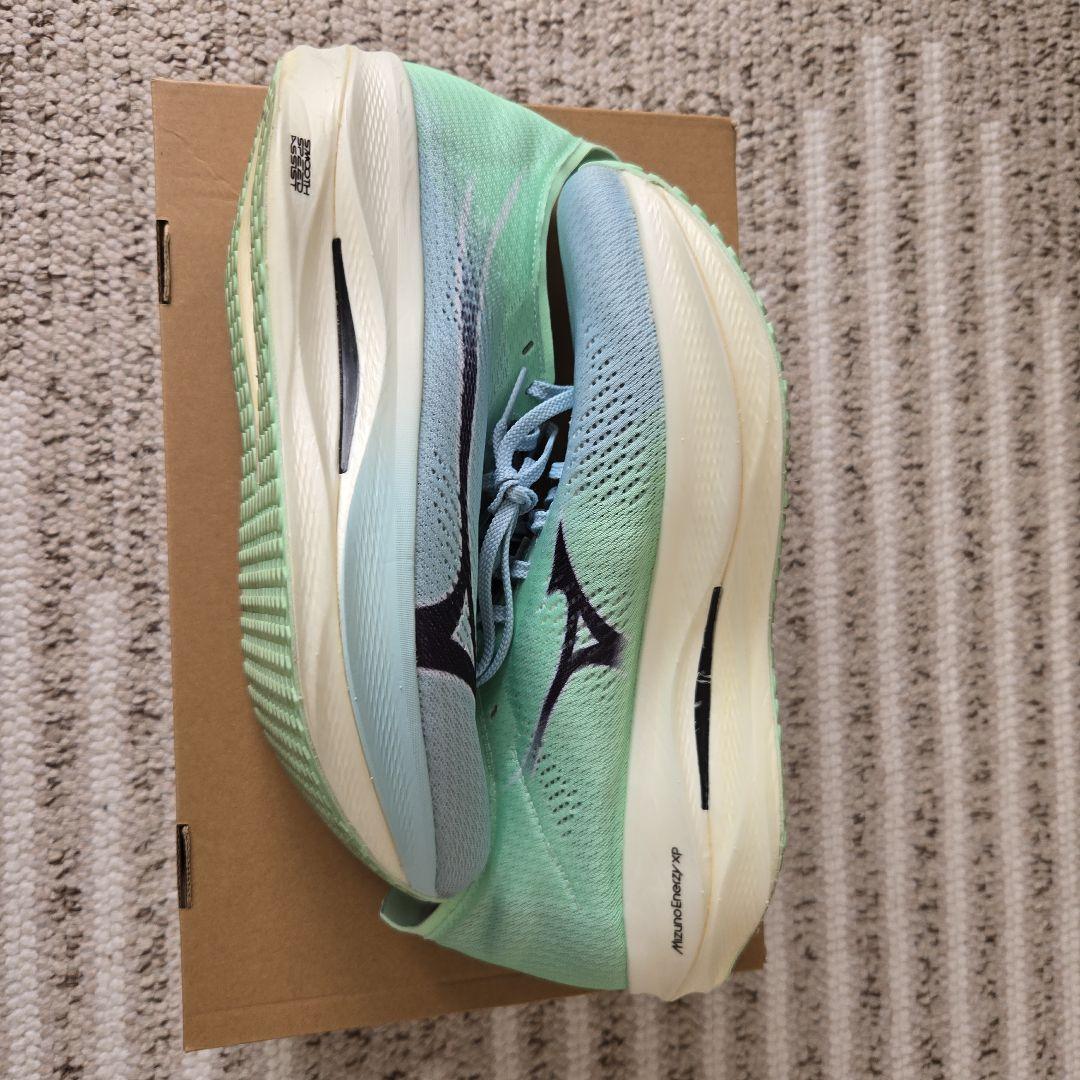 Mizuno ウエーブリベリオンプロ LOW 27.5cm