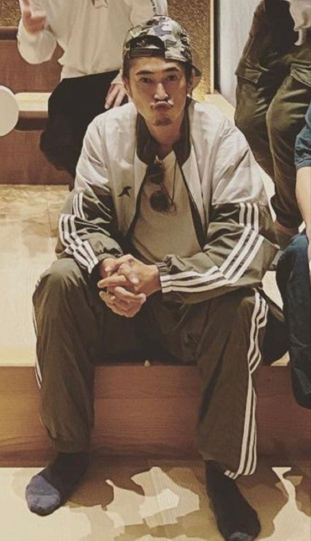 adidas アディダス DESCENDANT