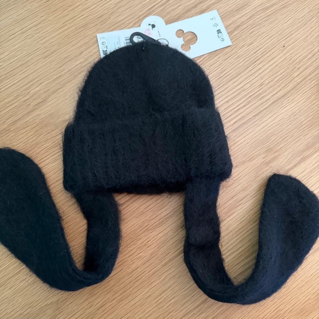 zara ディズニー　コラボ　ニット帽　グーフィー　ブラック　耳付き　帽子