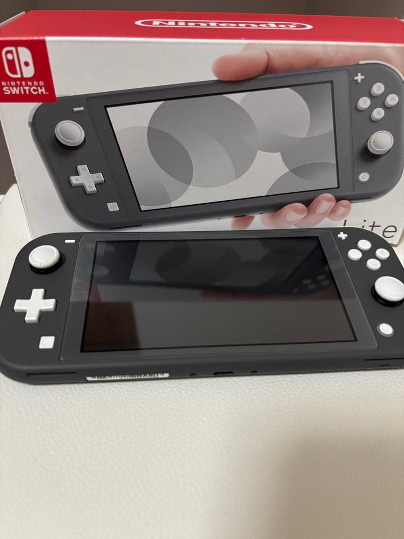 Nintendo Switch Lite グレー 箱あり充電器付き（値下げ済）