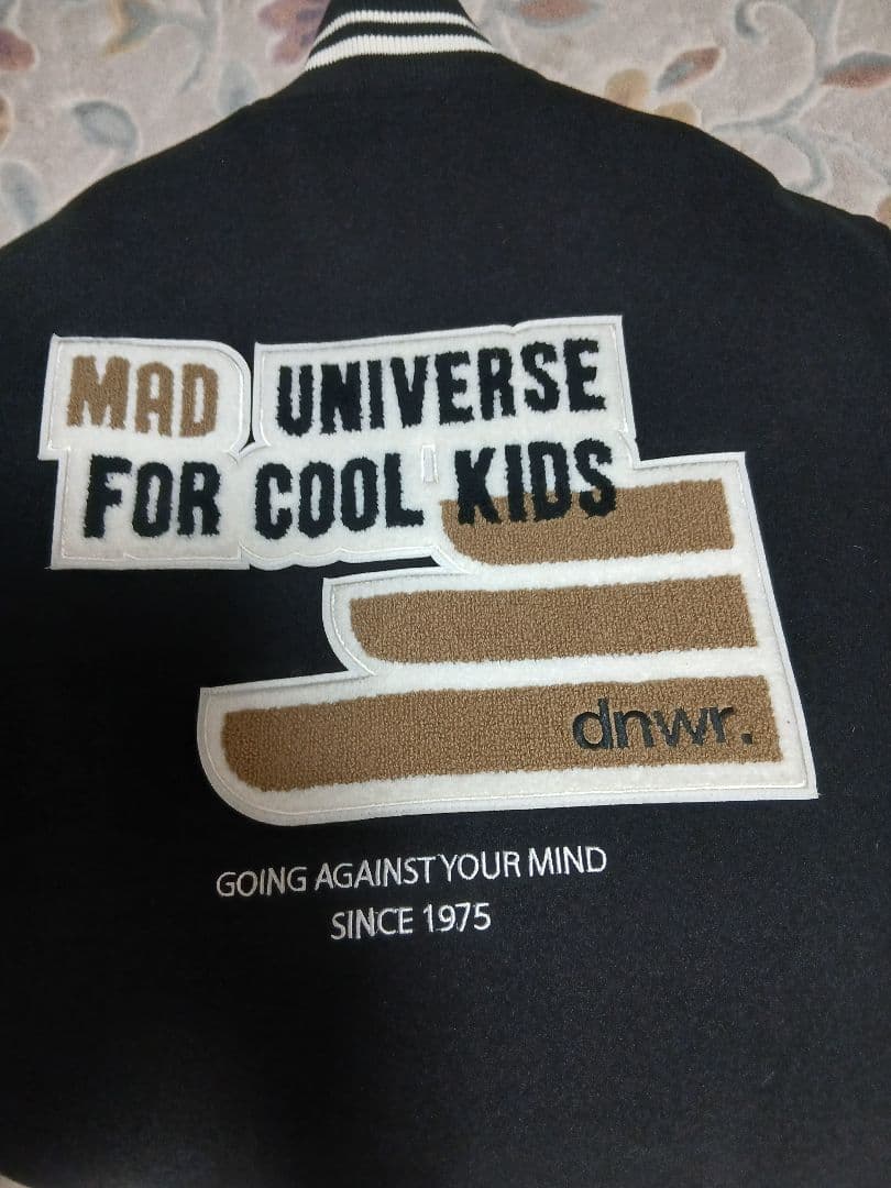 ZARA ブラック スタジャン L