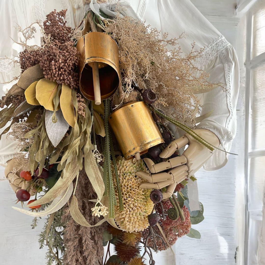 特大サイズのバンクシア＆カウベル付ドライフラワースワッグ アートフラワー 光触媒