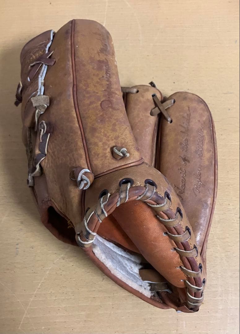 ②【野球グローブ】グローブ　4個まとめ売り　ヴィンテージ