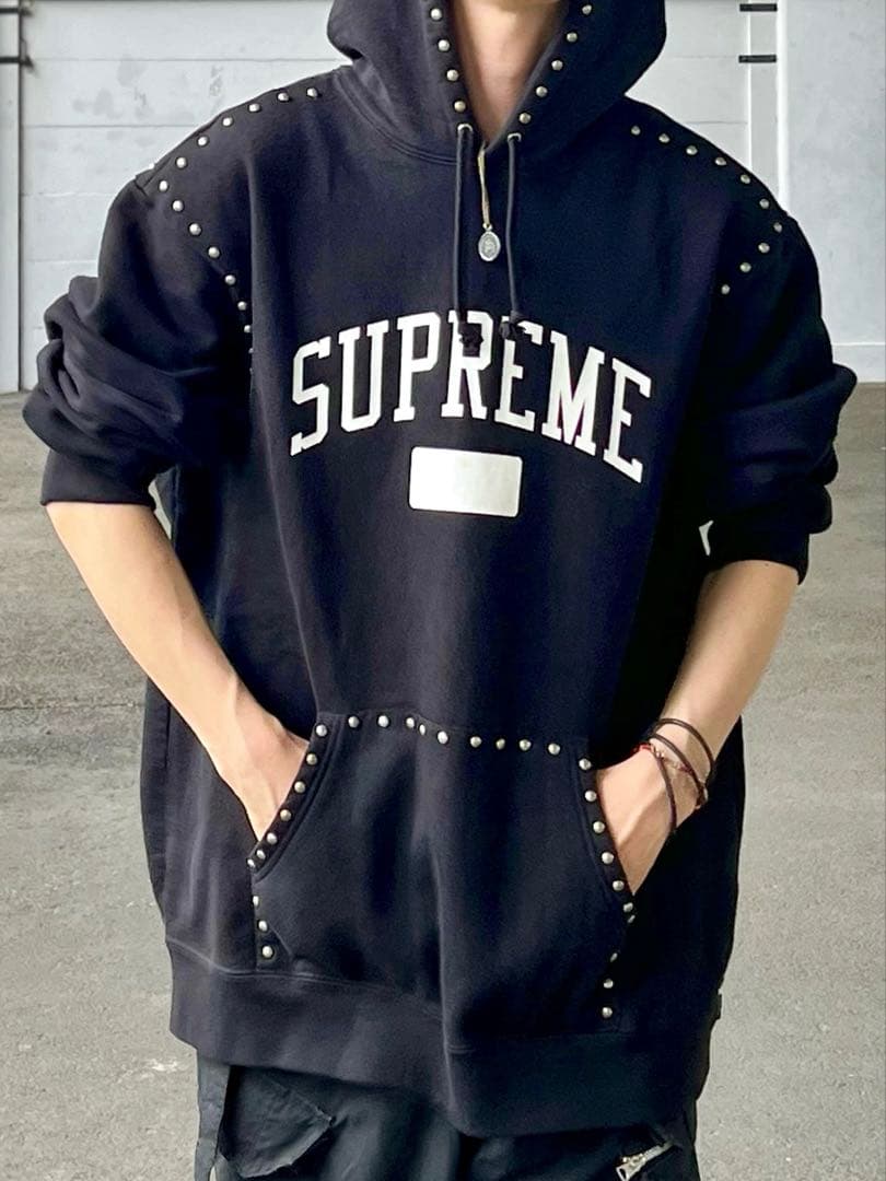 木村拓哉着用】Supreme スタッズ パーカー ブラック XL 希少 - メルカリ