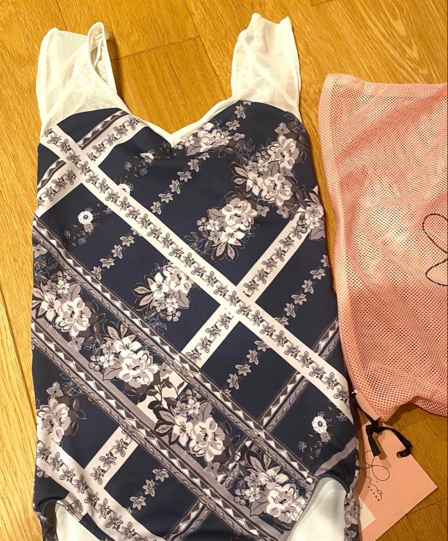 新品未使用　タグ付き　スティナ　レオタード① Jr.M 140 150 キッズ