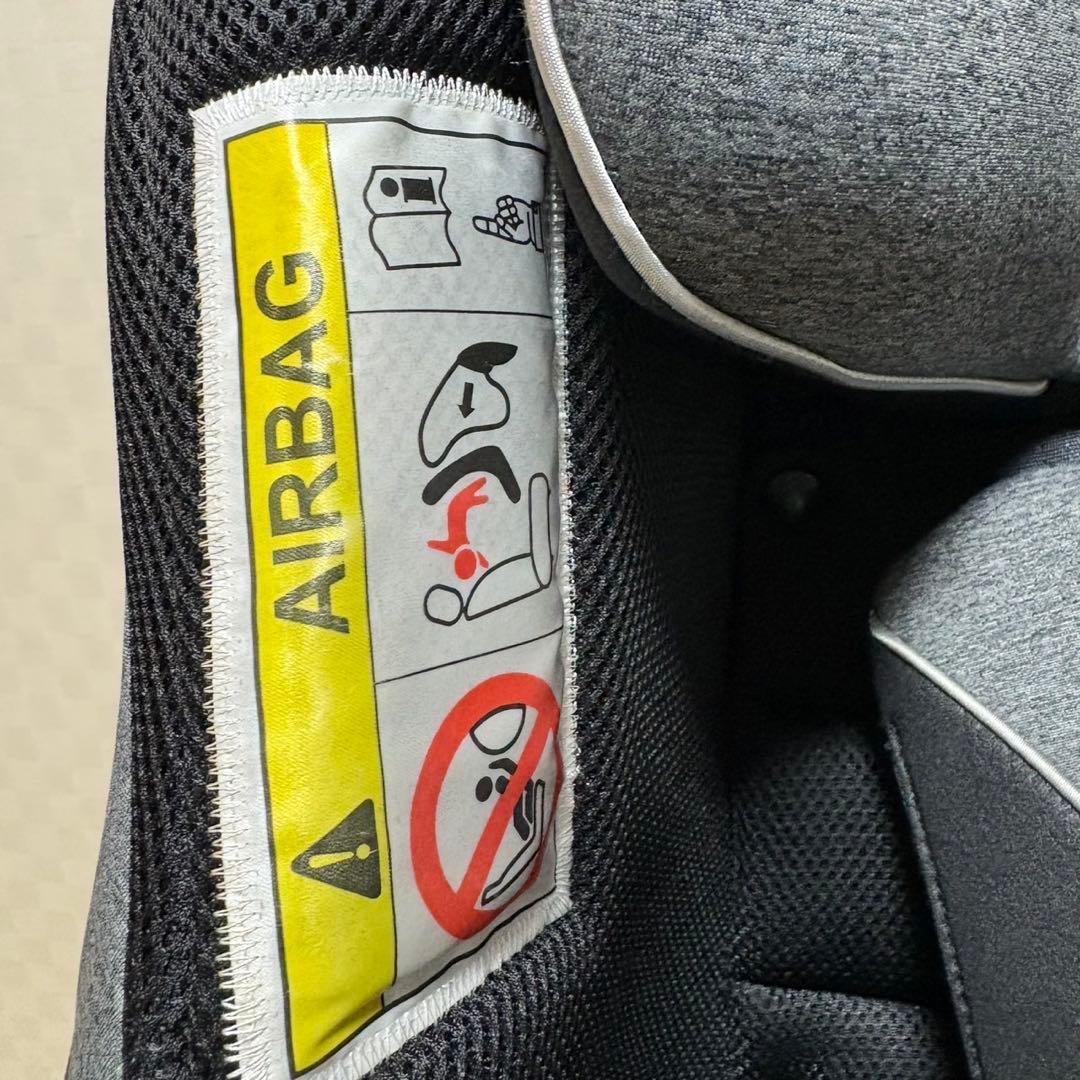 アップリカ　クルリラ プラス 360°セーフティー AB チャイルドシート