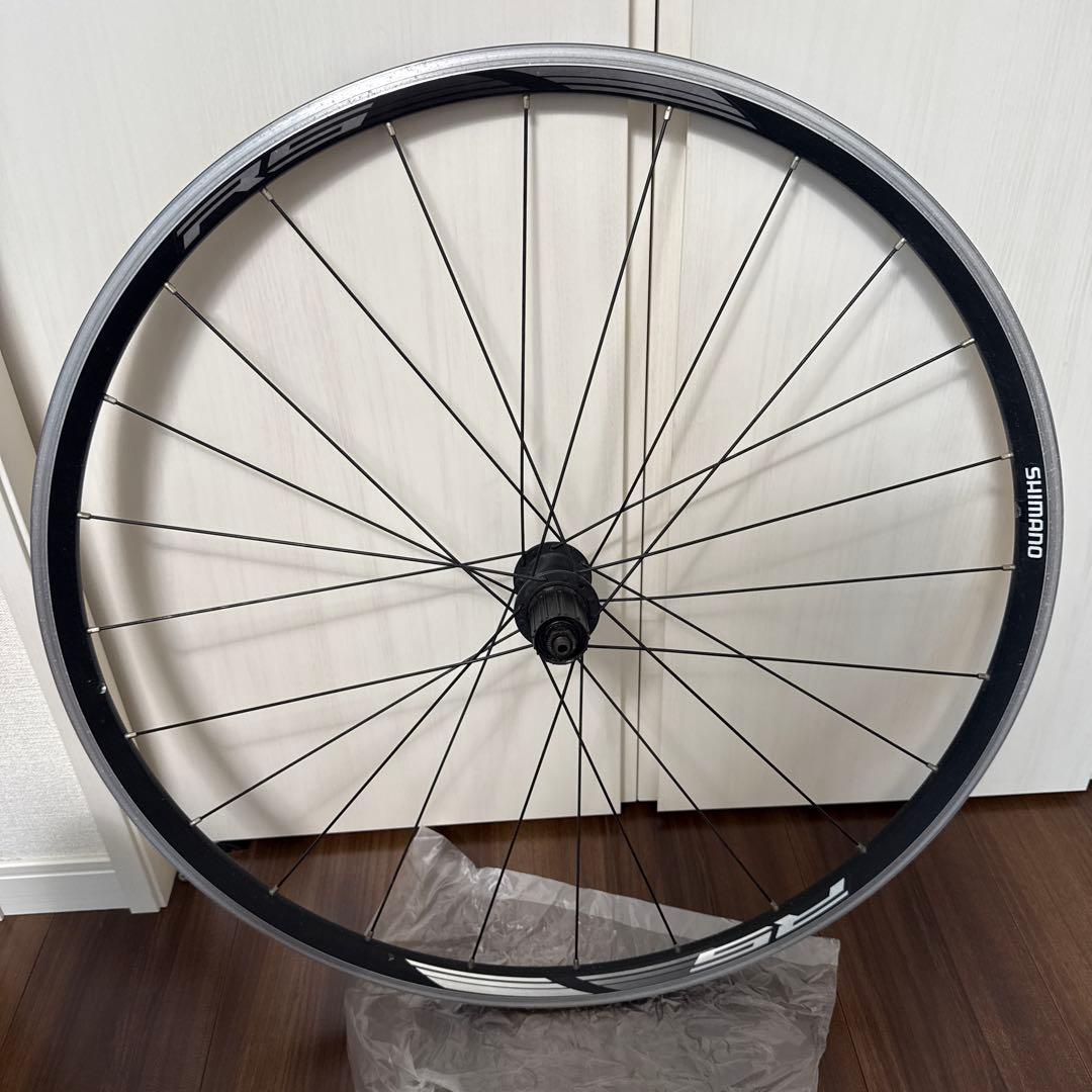 Shimano WH-RS010 700c クリンチャー ホイール