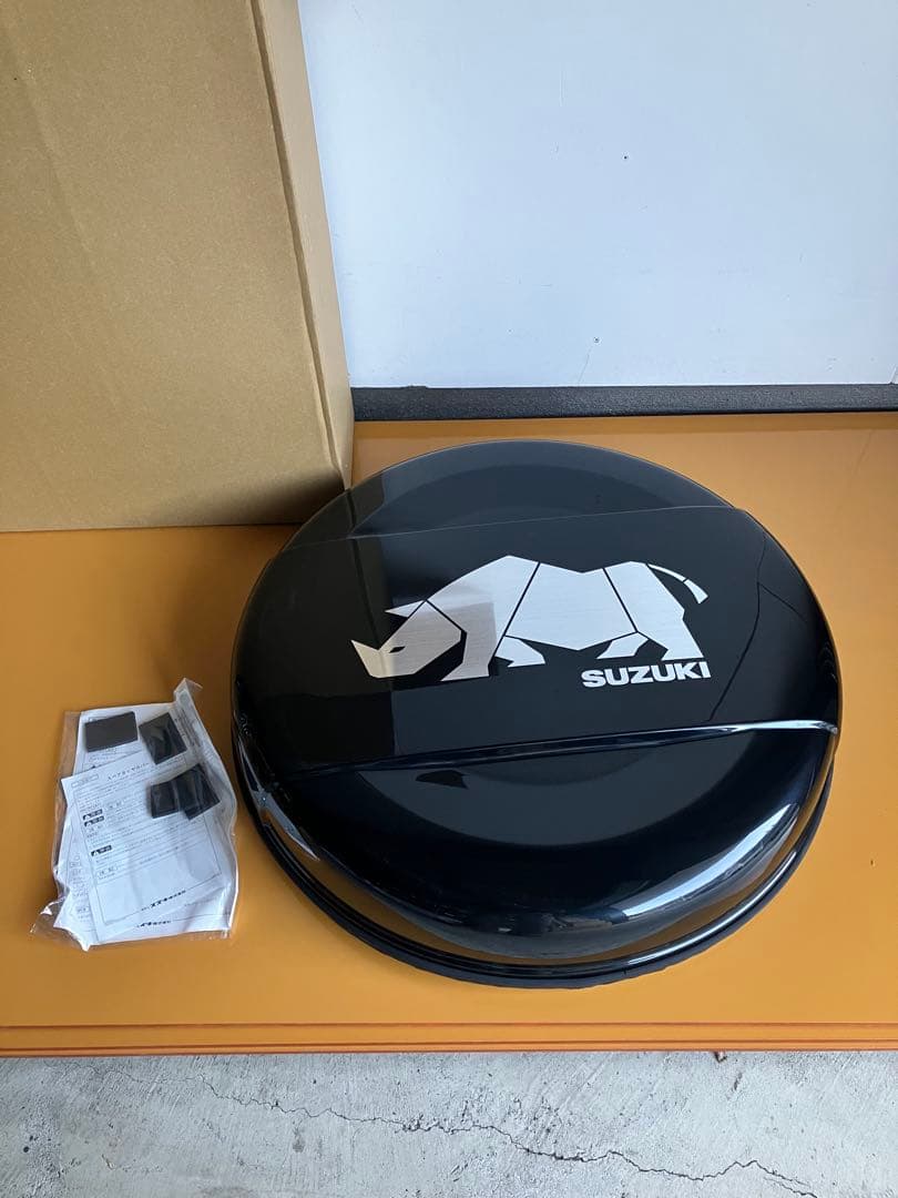 スズキ スペアタイヤカバー ノマド