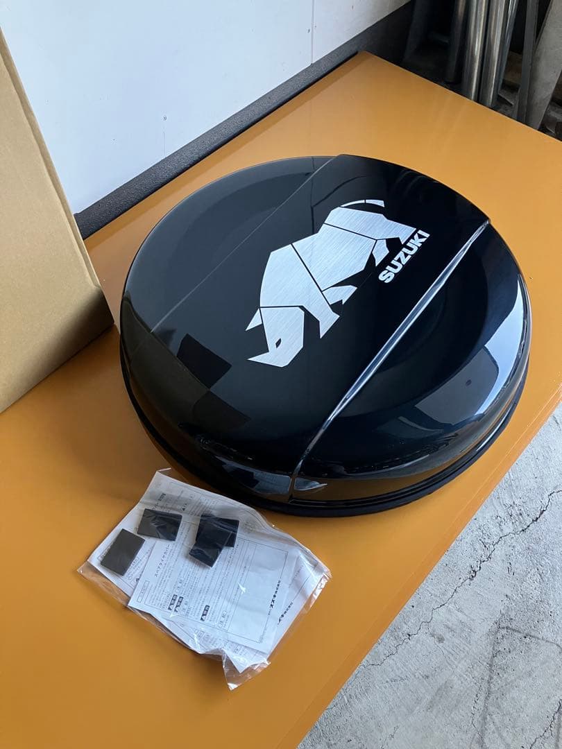 スズキ スペアタイヤカバー ノマド