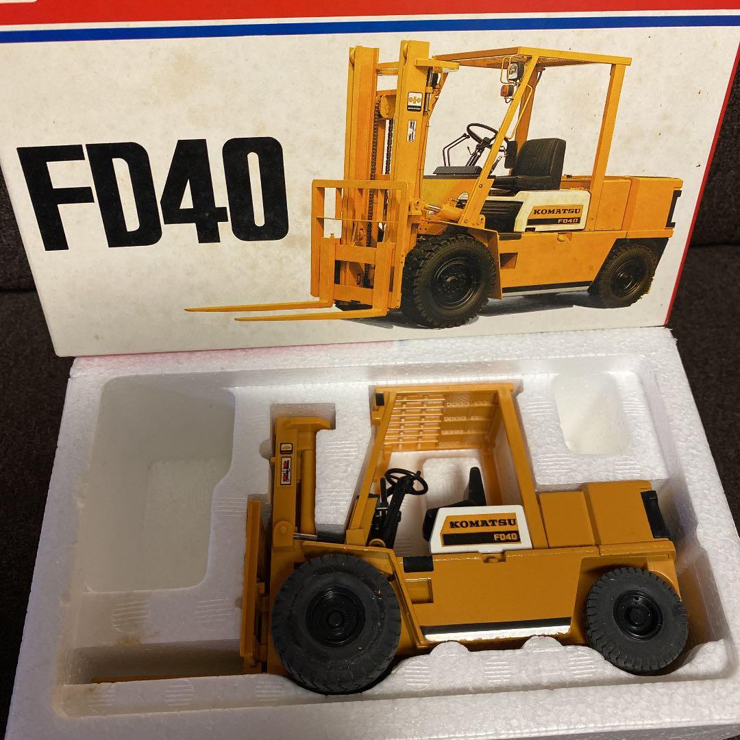 シンセイ KOMATSU コマツ FD40 フォークリフト SCALE1/25の通販はau
