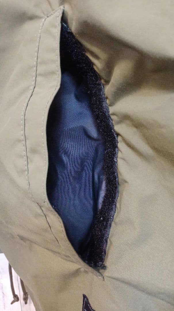 美品⭐廃盤人気商品⭐エスティボ コーチジャケット カーキ スノボ Mサイズ