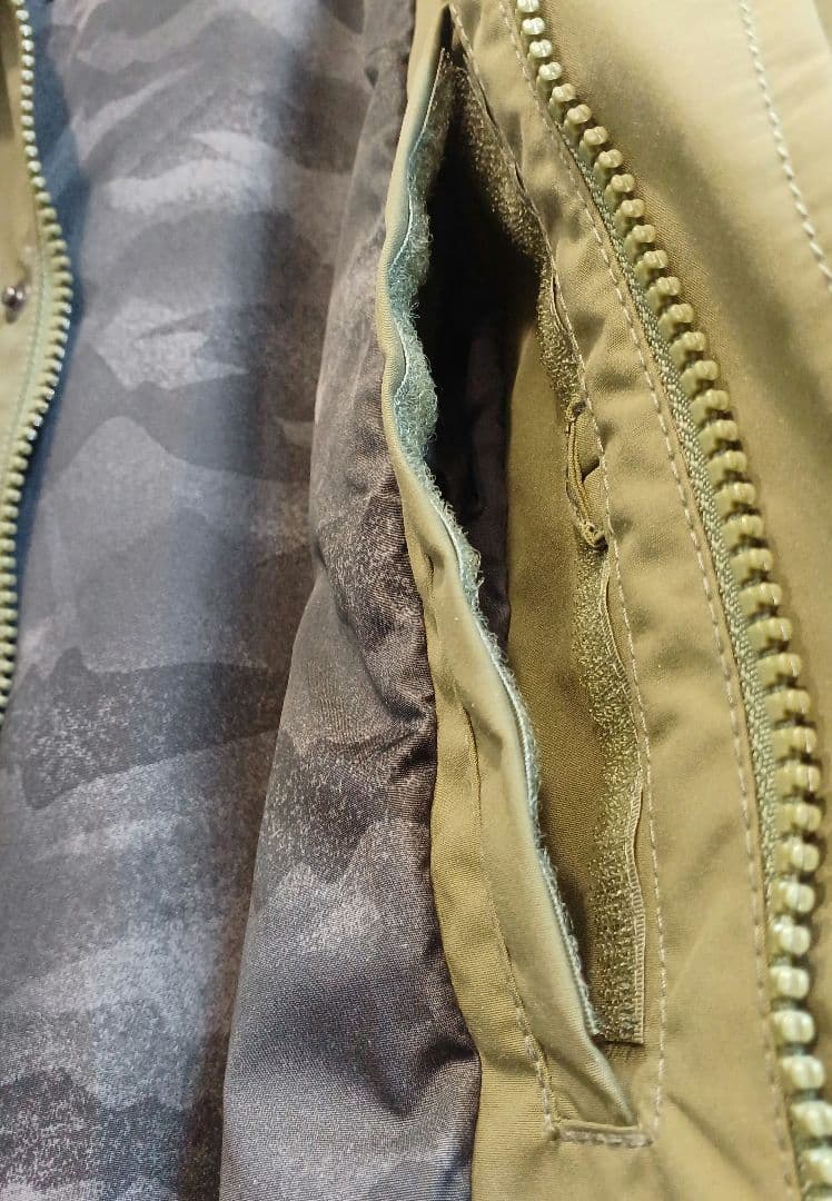 美品⭐廃盤人気商品⭐エスティボ コーチジャケット カーキ スノボ Mサイズ