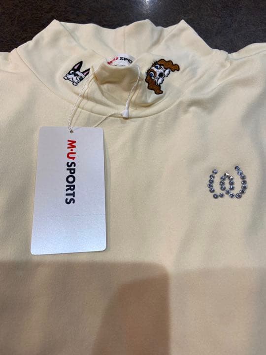 MUスポーツ】ハイネックシャツ 42サイズ 定価