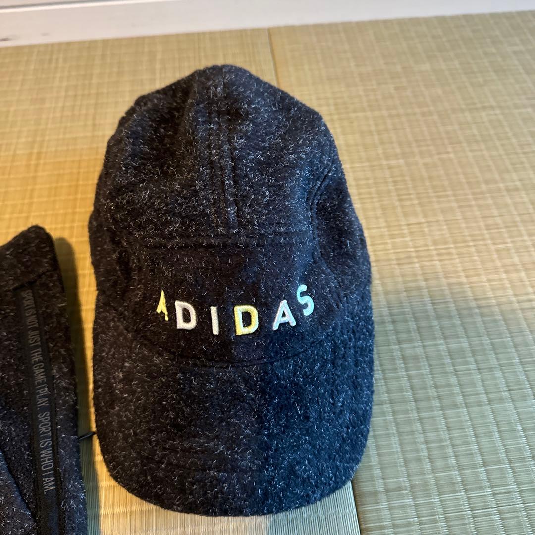 adidasゴルフ冬用スカート、キャップ、ネックウォーマーお得な3点セット