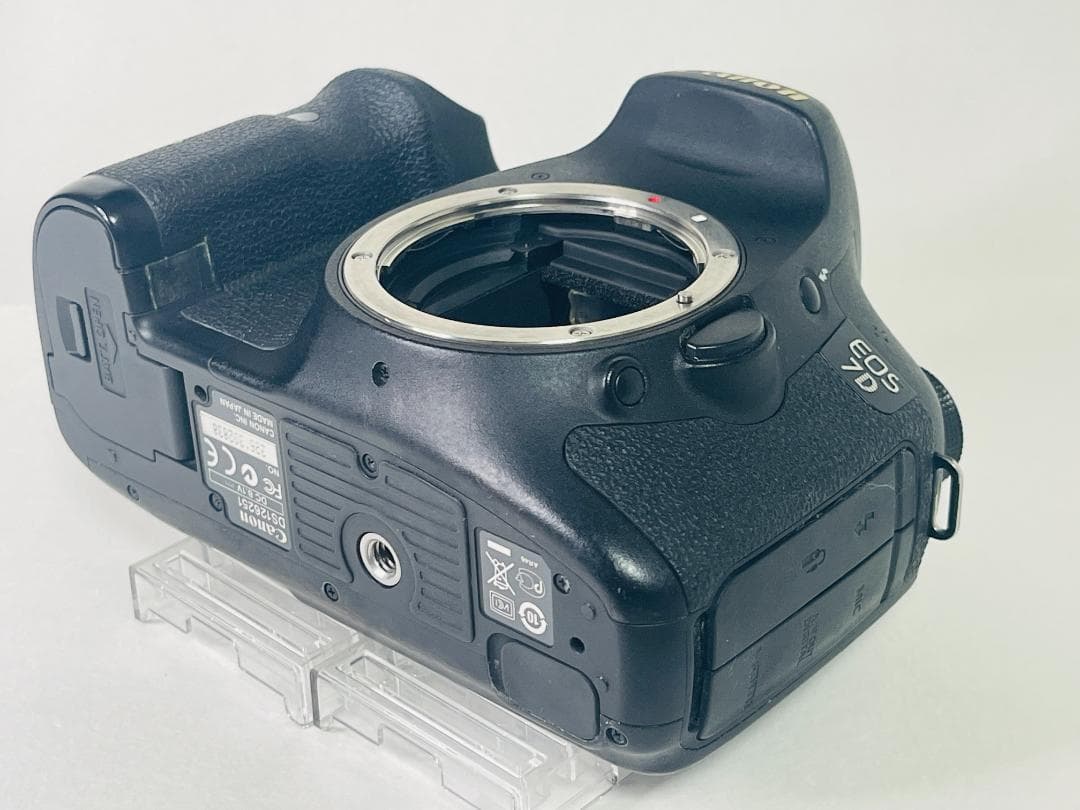 Canon キヤノン EOS 7D デジタル一眼レフ カメラ 動作未確認