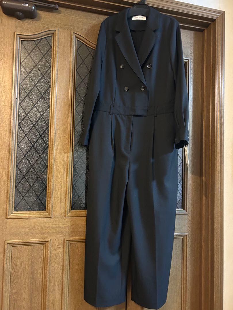 新品タグ付き　ウィムガゼット【THE PAUSE】テーラーカラージャンプスーツ