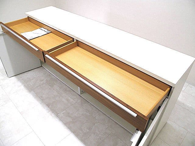 展示品】ヒュルスタ サイドボード EverGlossホワイト リビングボード