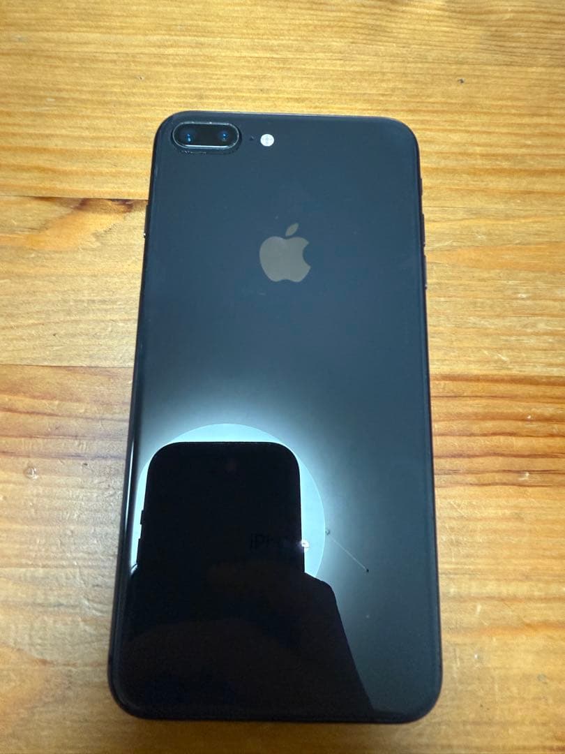 iPhone 8 Plus 64GB スペースグレイ 美品【バッテリー96%】