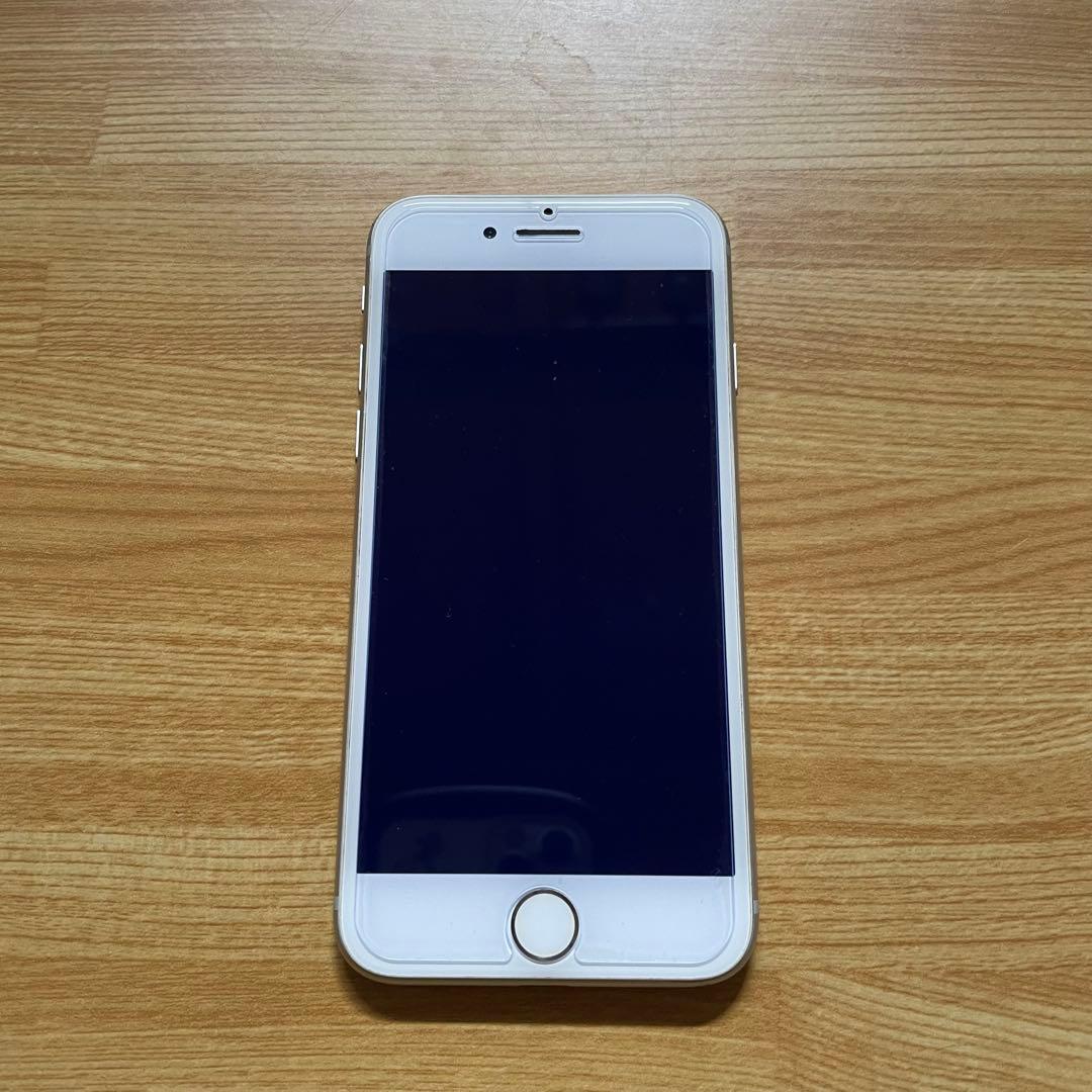 Apple iPhone 8 / 64GB / シルバー