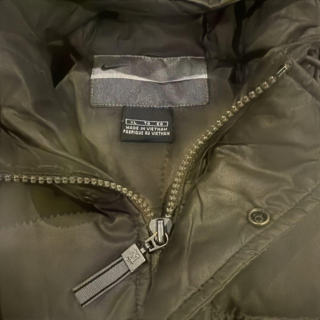 NIKE ベンチコート