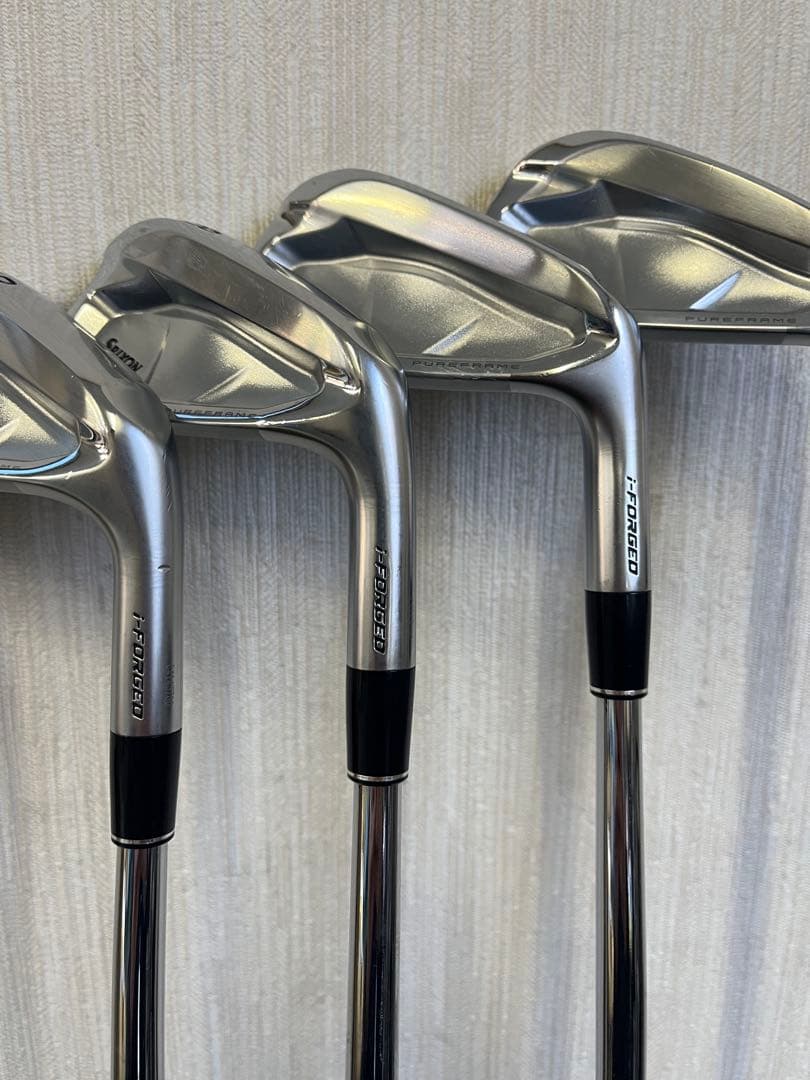 美品　ZXi7 アイアン　DG105 S200 PW~6