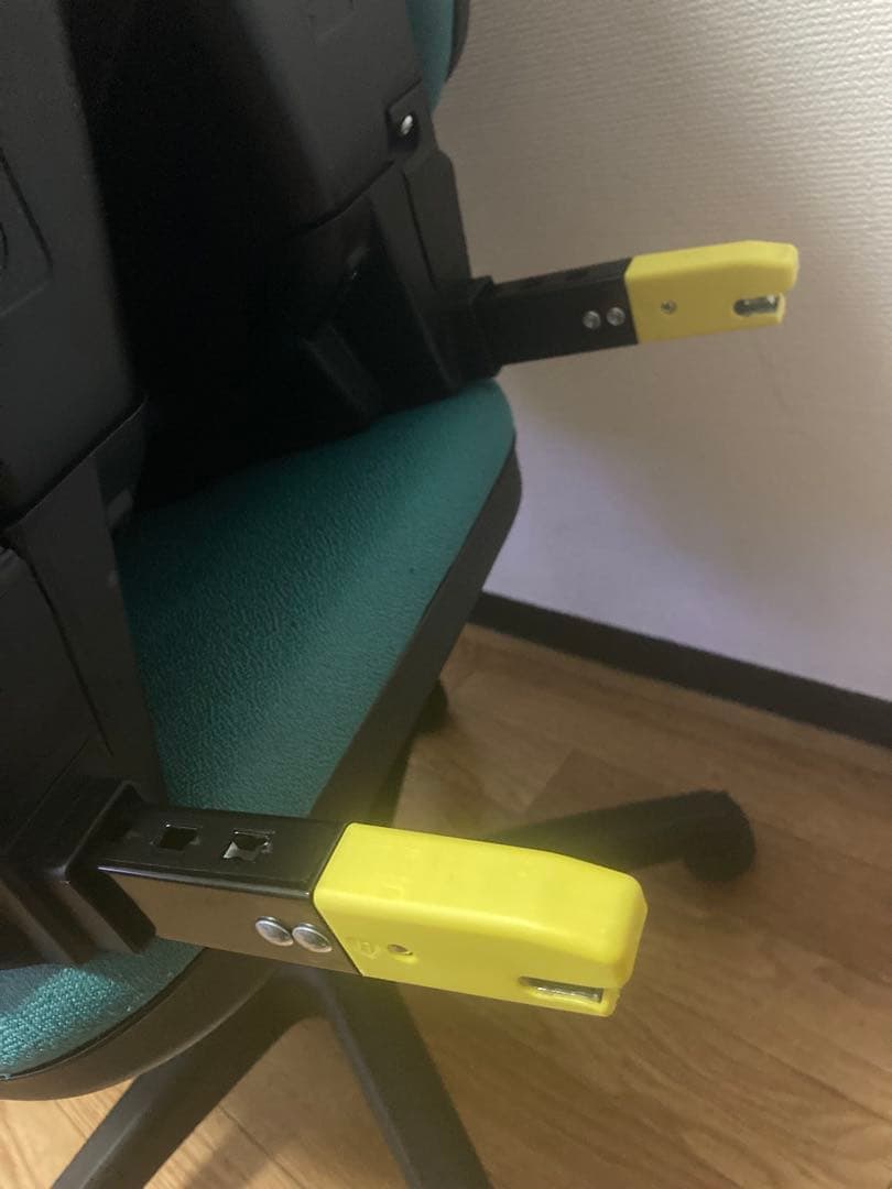 ゆうゆ⭐︎⭐️【可変式】フラディアグロウプレミアムISOFIXチャイルドシート