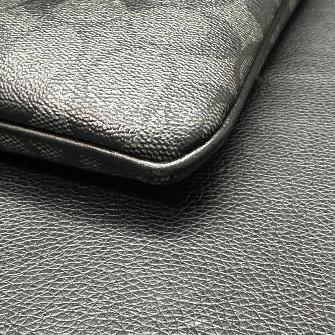 美品 コーチ ショルダーバッグ クロスボディ 斜め掛け ボディバッグ メンズ