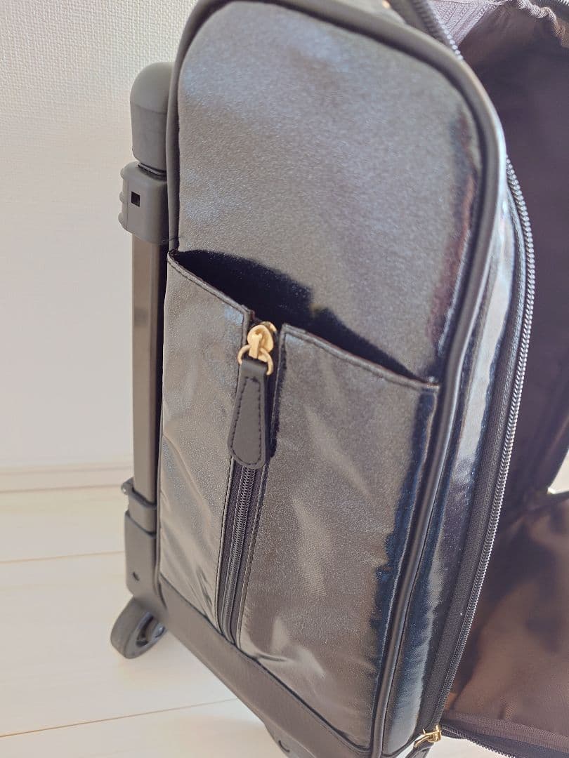 ★美品★SWANY キャリーバッグ　ブラックに近い濃紺　４輪ストッパー付