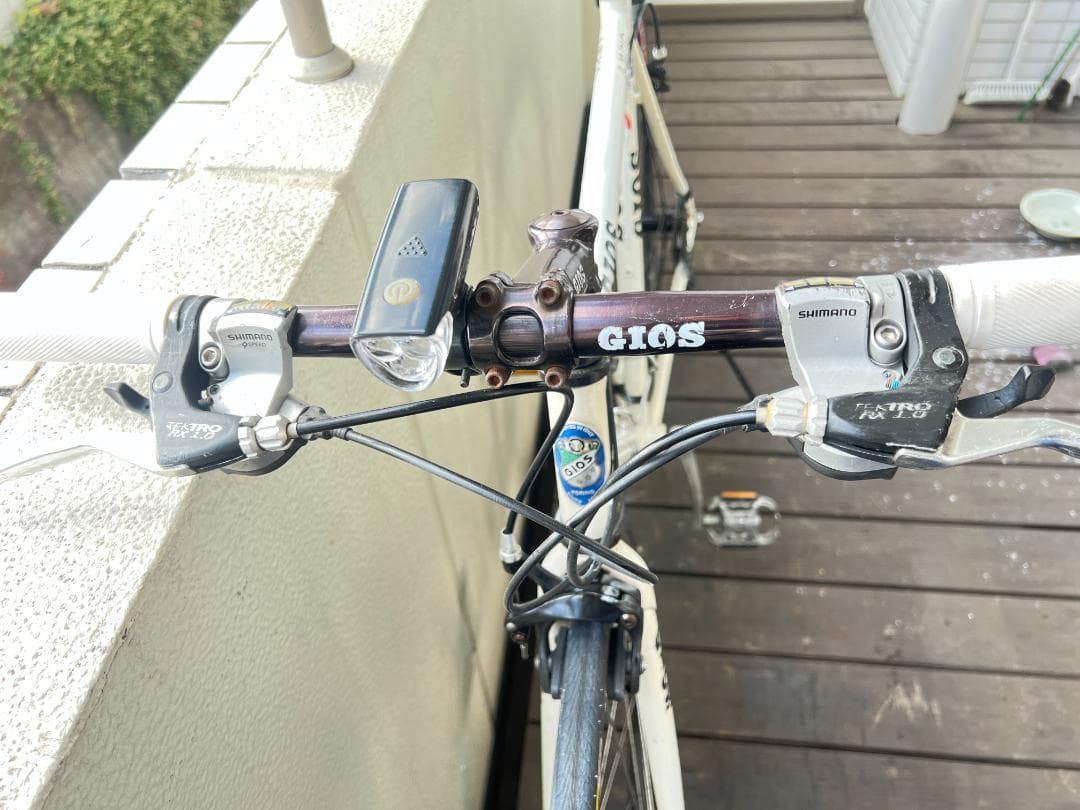 GIOS クロスバイク AMPIO ホワイト １８段変速 700c　引取専用