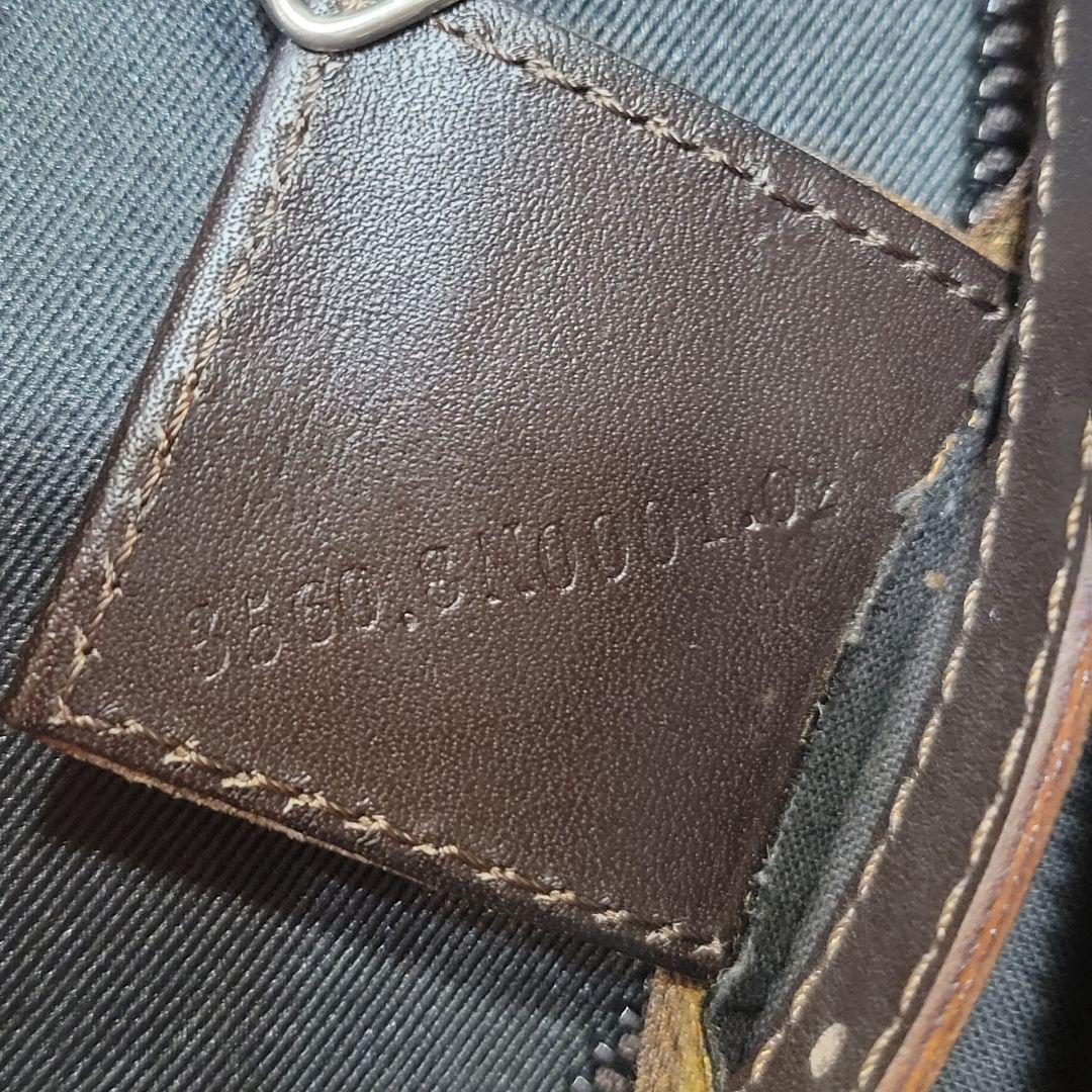 FENDI ズッカ柄 アクセサリーポーチ 美品 保存袋付き ミニバッグ