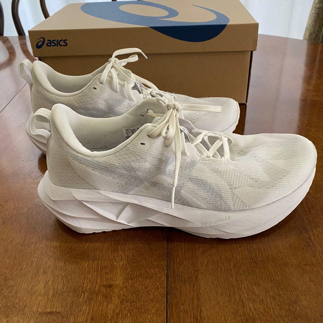 アシックス NOVABLAST 5 27.0cm ノヴァブラスト5