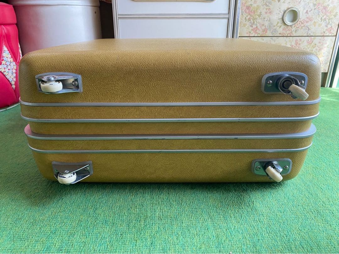 サムソナイト キャリーバッグ 黄色 イエロー スーツケース トランク