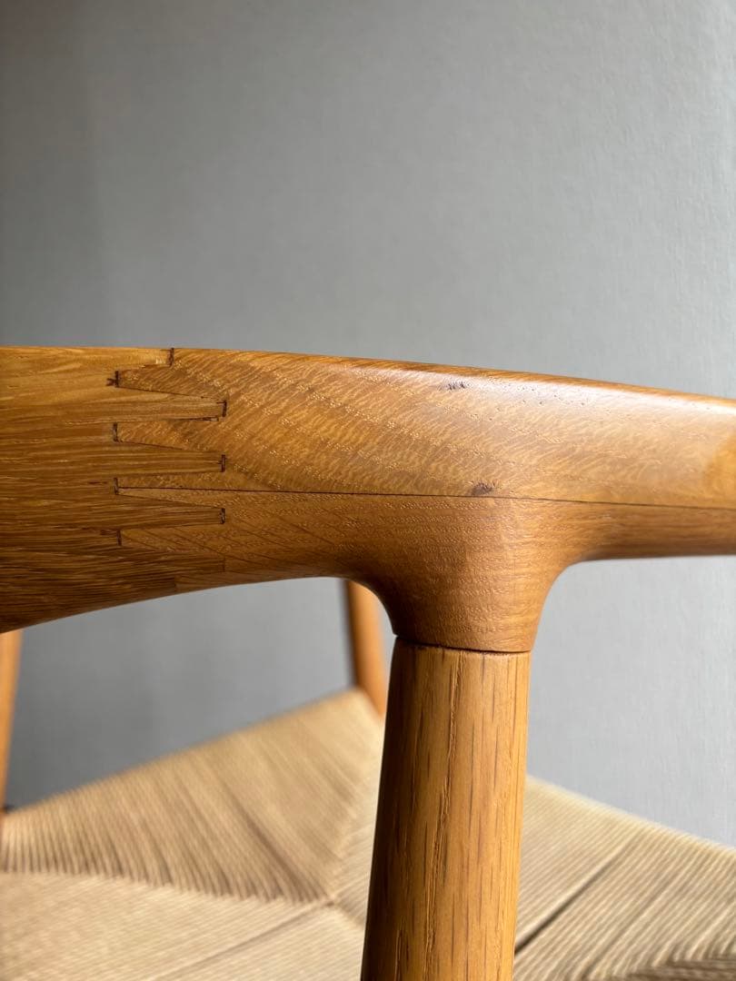 無印オーク材ペーパーコードアームチェア