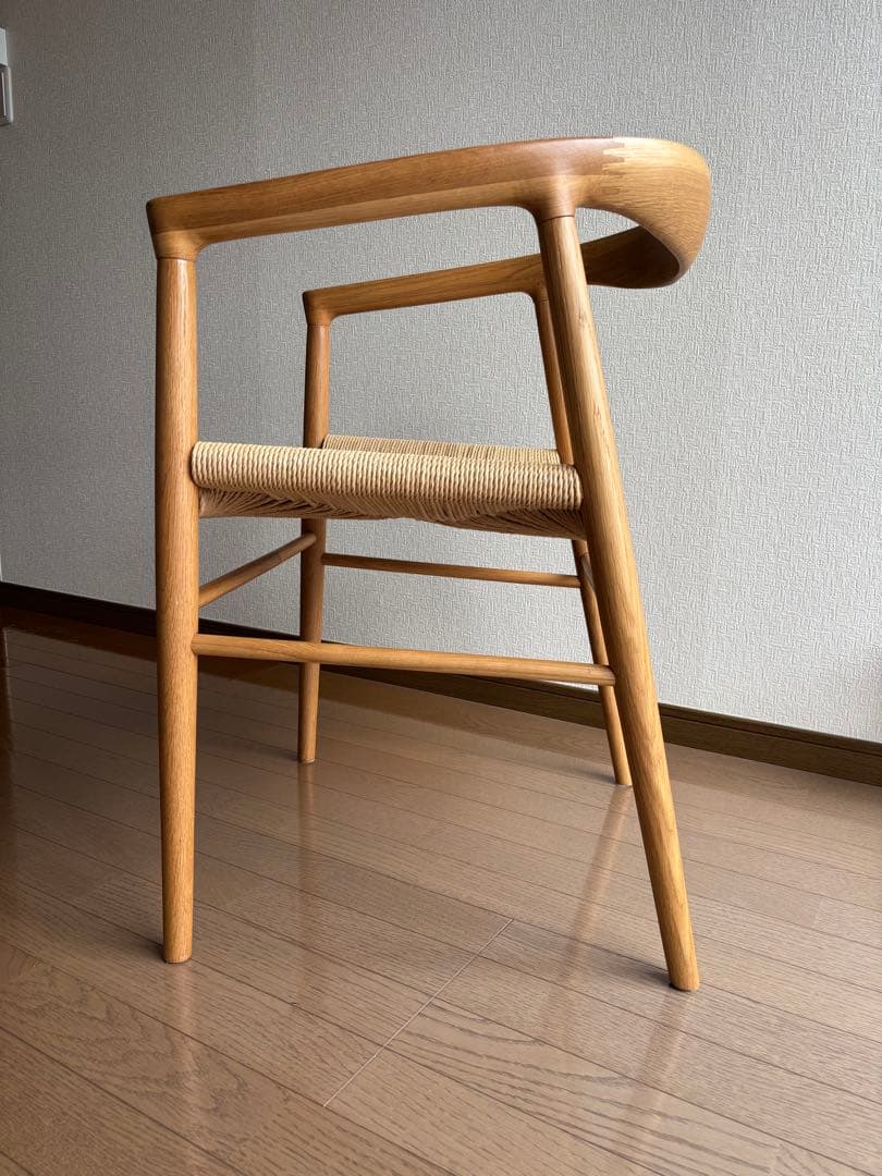 無印オーク材ペーパーコードアームチェア