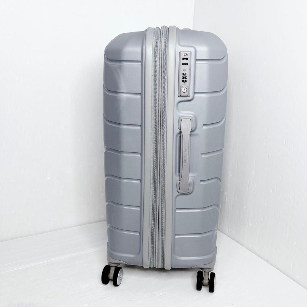 サムソナイト　 freeform フリーフォーム　ライトグレー　スーツケース