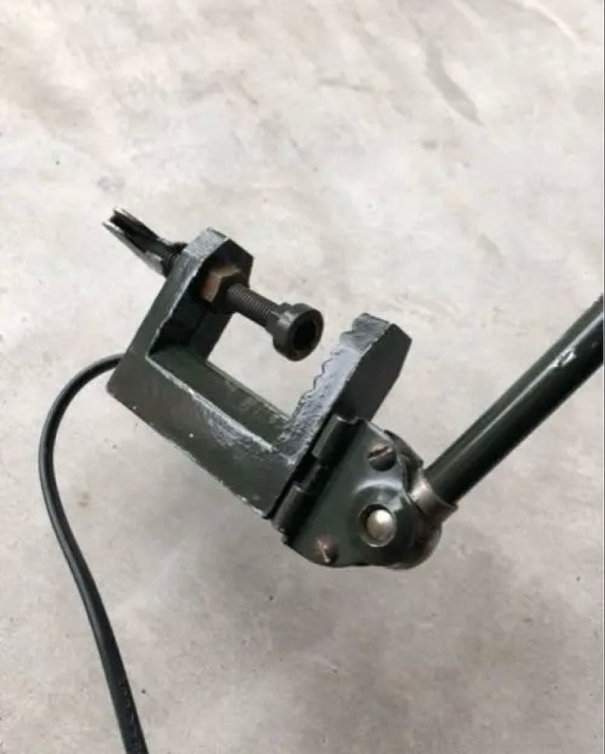 デスクランプ　ビンテージ アンティーク　インダストリアル