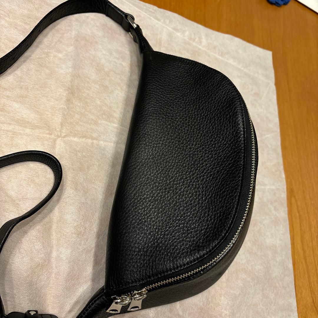 ⭐︎ch!iii ⭐︎BEAUTY&YOUTH別注ボディバッグ