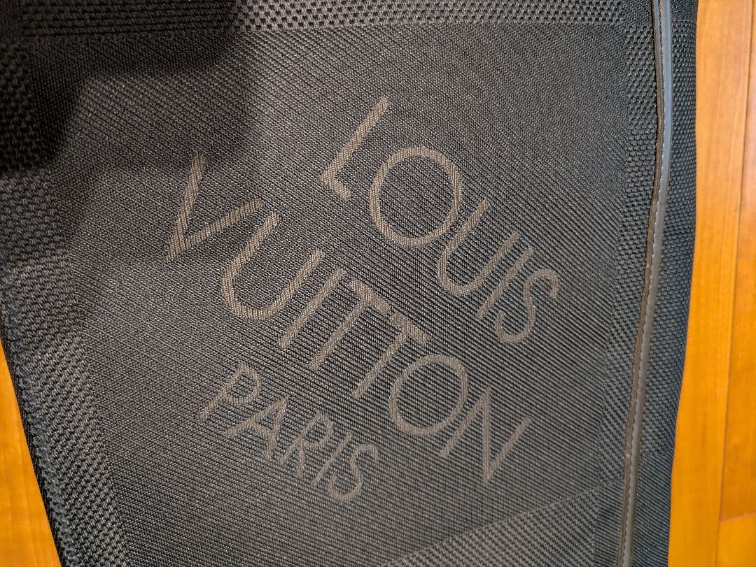 LOUIS VUITTON ブラックショルダーバッグ