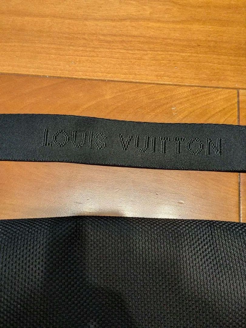 LOUIS VUITTON ブラックショルダーバッグ