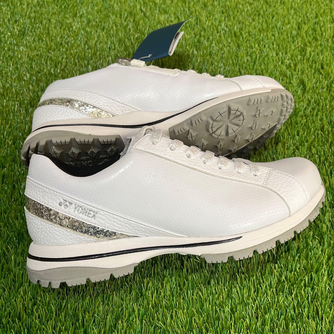 【新品】YONEX スパイクレス⭐︎パワークッションゴルフシューズ24㎝キラキラ付