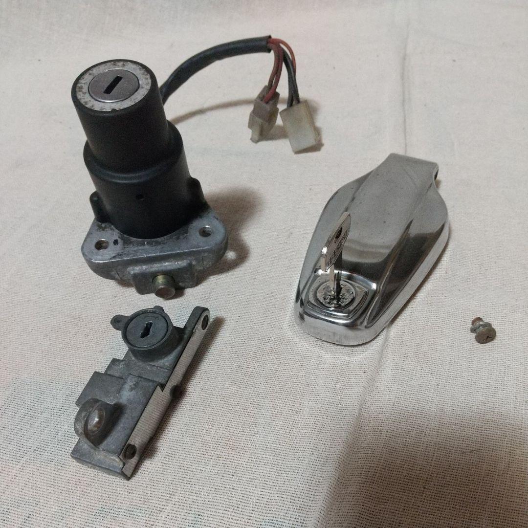 ヤマハ SR400 初期型 キーセットメインキー タンクキャップ - メルカリ